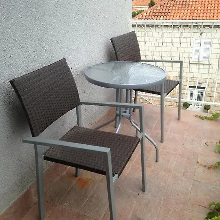Junuzovic Apartment *